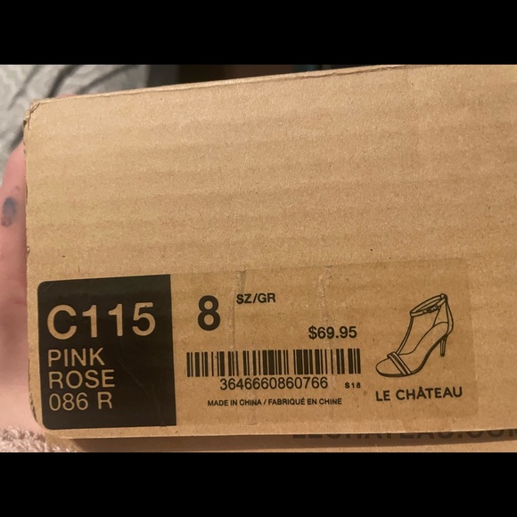 Size 8 le chateau - Picture 2 of 5